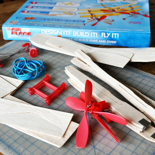 Design and build your own flying machine with this wonderful airplane design studio. Complete with everything a little engineer needs to make multiple flying machines.