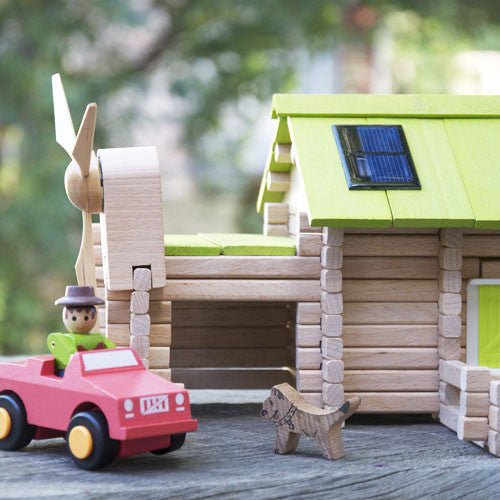 Solar Organic Wooden Farm Kit